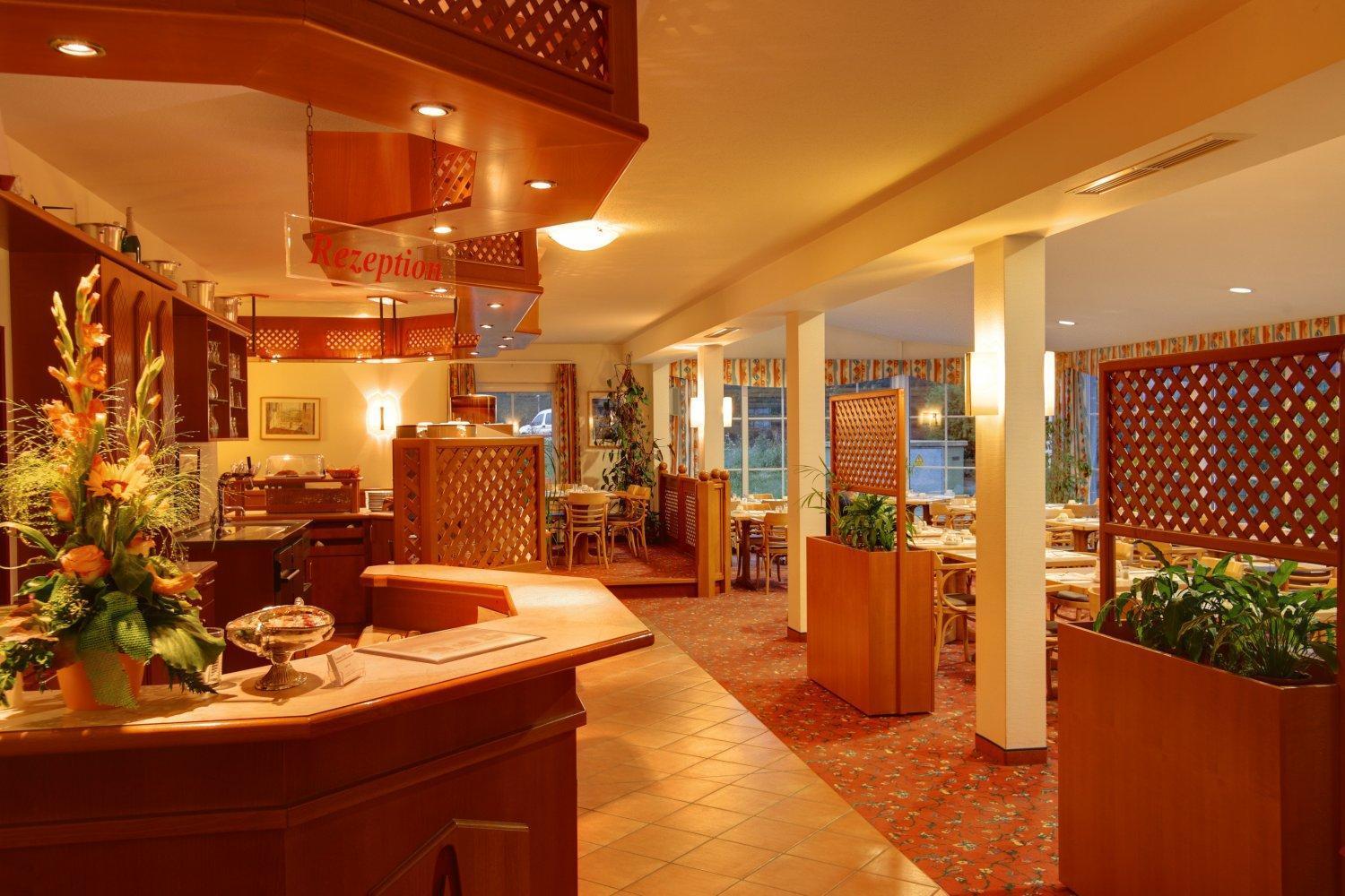Hotel Montana Lauenau Exteriör bild