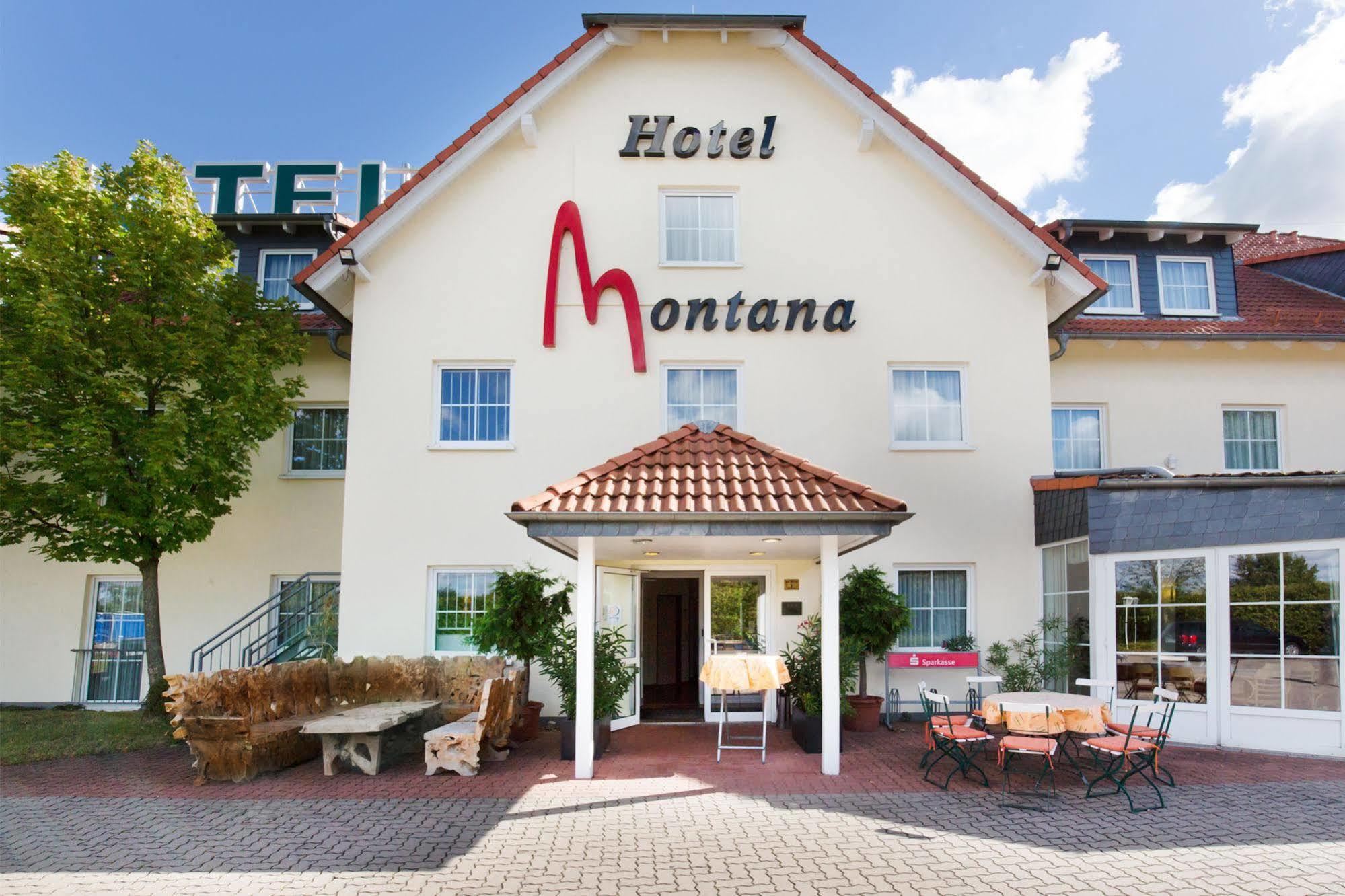 Hotel Montana Lauenau Exteriör bild